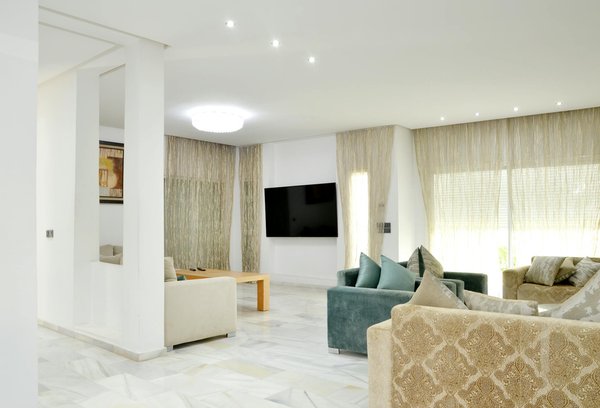 How Will Future Technologies Shape the UK's Automotive Sector?